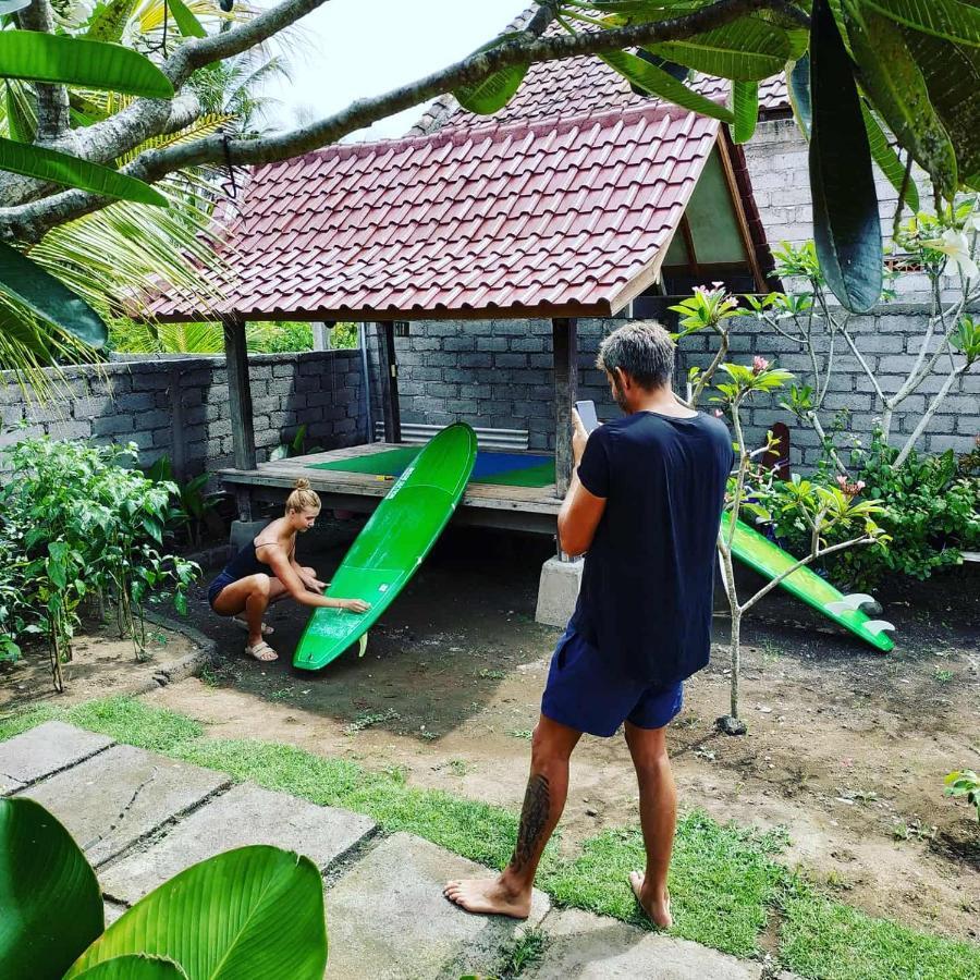 Harris Surf Villa Pulukan Bagian luar foto